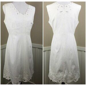Tahari Sz 6 White Scalloped Embroidered Eyelet V Neck Sheath Pencil Empire Dress